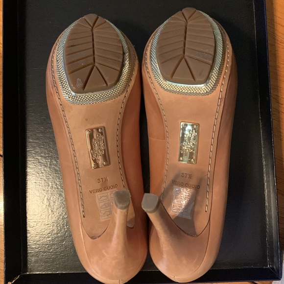 Alejandro Ingelmo Italian, tan leather platfrom heels. - Picture 3 of 8